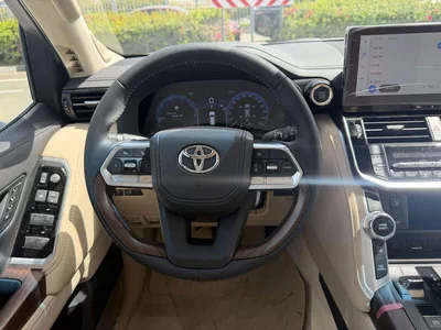 Toyota Land Cruiser VXR-4