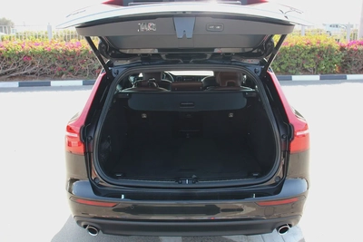 Volvo V60 (wagon) 2021 GCC! Full-service history! Perfect condition!-7