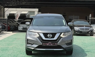 Nissan X-Trail S 2020 GCC Specs - Reliable Family SUV-4