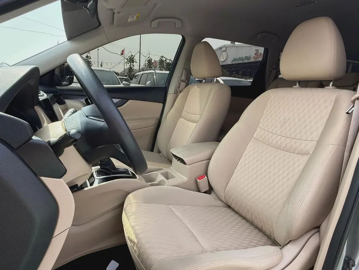 Nissan X-Trail S 2020 GCC Specs - Reliable Family SUV-7-7