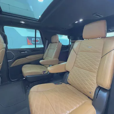 2024 Cadillac Escalade Premium Luxury-10