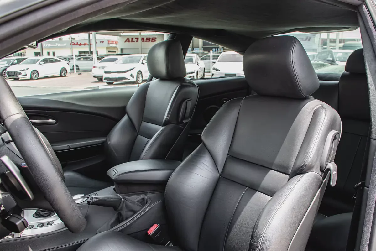 2006 - BMW M6 - IMMACULATE CONDITION - ONLY 48,000 KM DONE-14-14