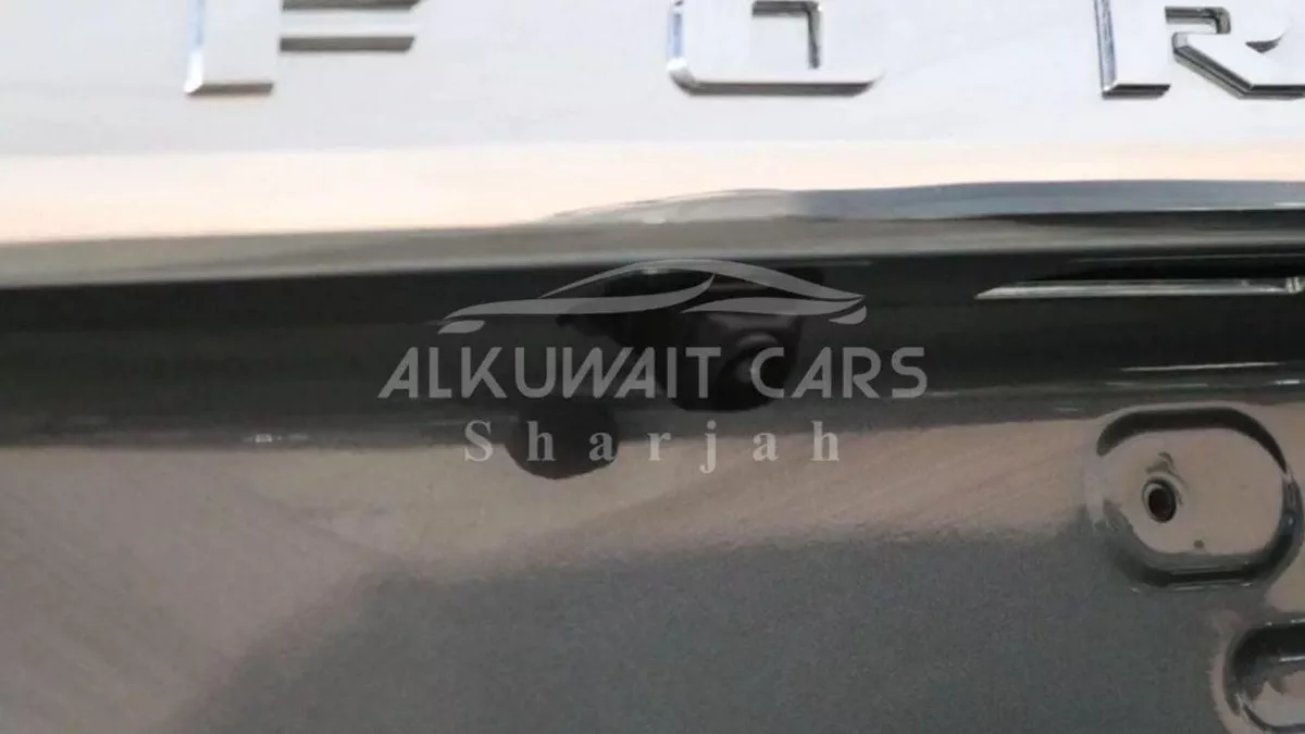 Toyota Fortuner VX1 Toyota Fortuner  4.0L V6 GXR-9-0