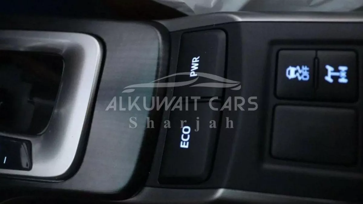 Toyota Fortuner VX1 Toyota Fortuner  4.0L V6 GXR-12-0