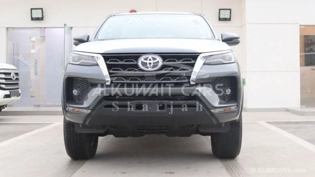 Toyota Fortuner VX1 Toyota Fortuner  4.0L V6 GXR-1-0