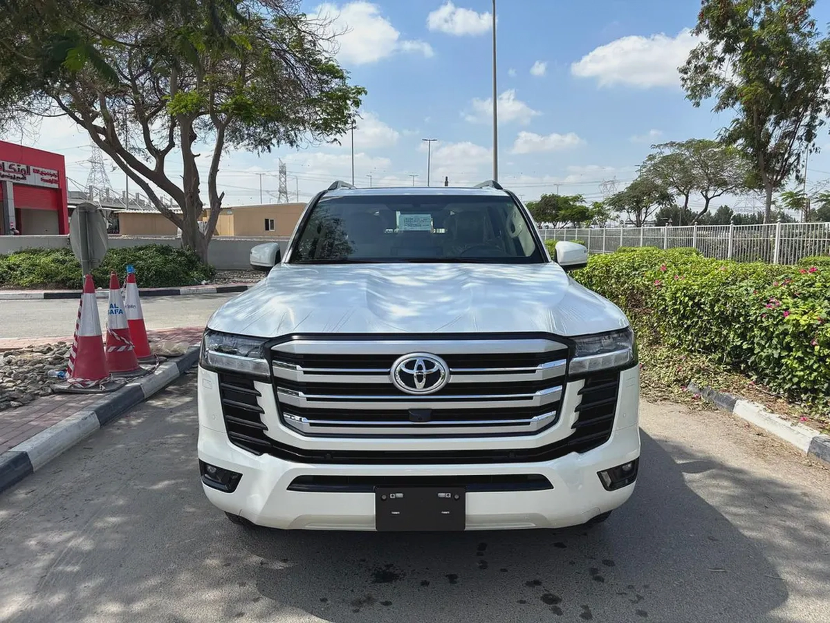Toyota Land Cruiser GXR 3.5 L twin turbo 2026 - GCC Specs - Brand New!