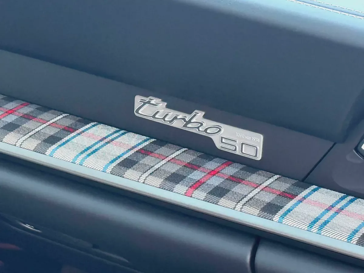 **2025** JAPAN SPEC NEAT AND CLEAN VERY LESS KILOMETER-10-10