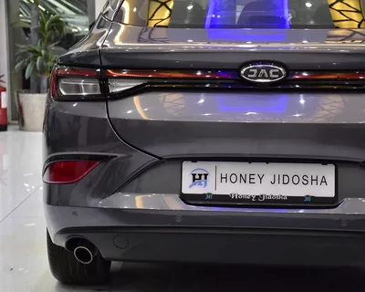 JAC J7 ( 2023 Model ) in Grey Color GCC Specs-11