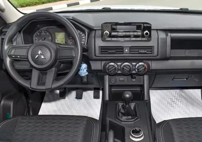 Mitsubishi L200 GLS Mitsubishi L200 / Triton GLX 4WD 2.4L Diesel MT High Line-6