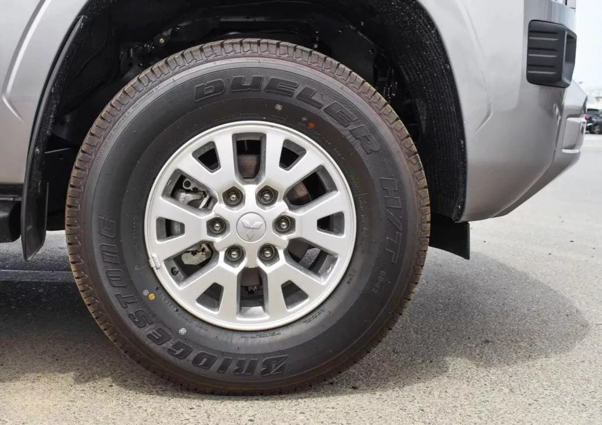 Mitsubishi L200 GLS Mitsubishi L200 / Triton GLX 4WD 2.4L Diesel MT High Line-16-0
