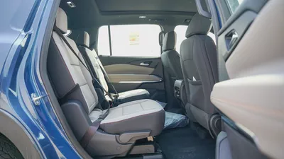 Chevrolet Traverse LT FWD 2.5L SUV - 2024 (Export)-12