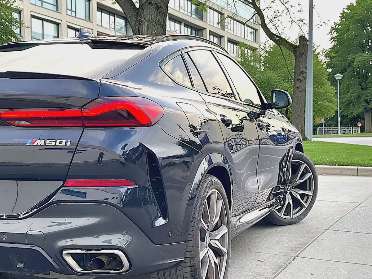 AED 2,646 P.M | BMW X6 50i M Sport 2022 - Korean Specs - Excellent Condition | Low Milage-8-8