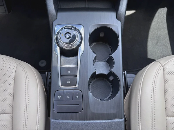 Ford Escape 1.5 ECO BOOST Trend Plus 2021 Model GCC Specs With Full Service History And Warranty
