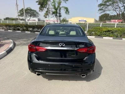 Infiniti Q50 Luxe 3.0L-3