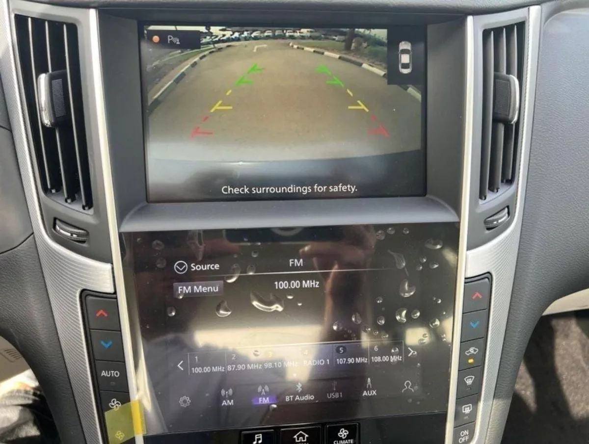 Infiniti Q50 Luxe 3.0L-13-0