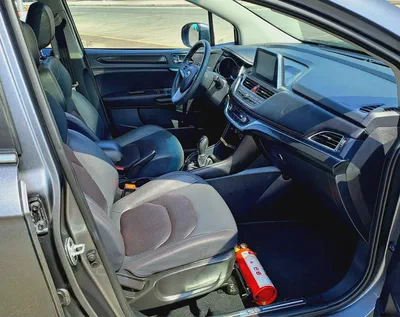 430-Monthly l GCC l Sunroof, Leather, Cruise l Accident Free-10