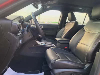 2022 Ford Explorer ST, maroon-15
