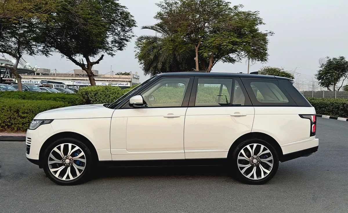2018 Range Rover Vogue HSE V6, GCC Specifications-3-3
