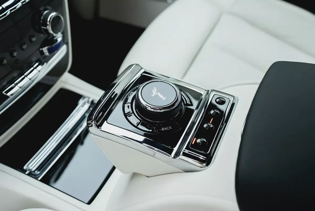 2025 ROLLS ROYCE PHANTOM  | HIGH SPECS | VIP REAR SEATS-18-18