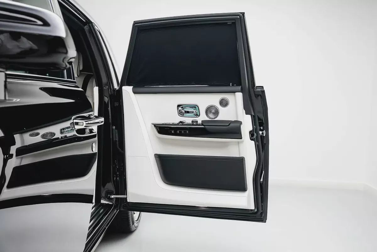 2025 ROLLS ROYCE PHANTOM  | HIGH SPECS | VIP REAR SEATS-6-6