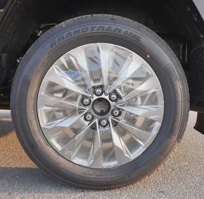 Toyota Land Cruiser VXR 2026 Hybrid 3.5- GCC Specs - Brand New-7