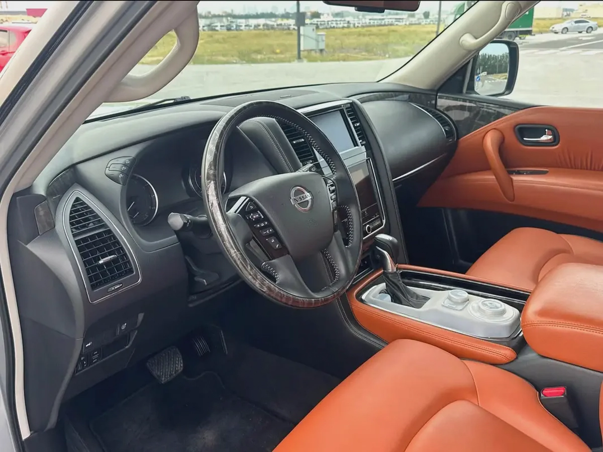 Nissan Patrol 2020 LE Platinum GCC Without Bank 29000 Advance remaining easy installment-6-6