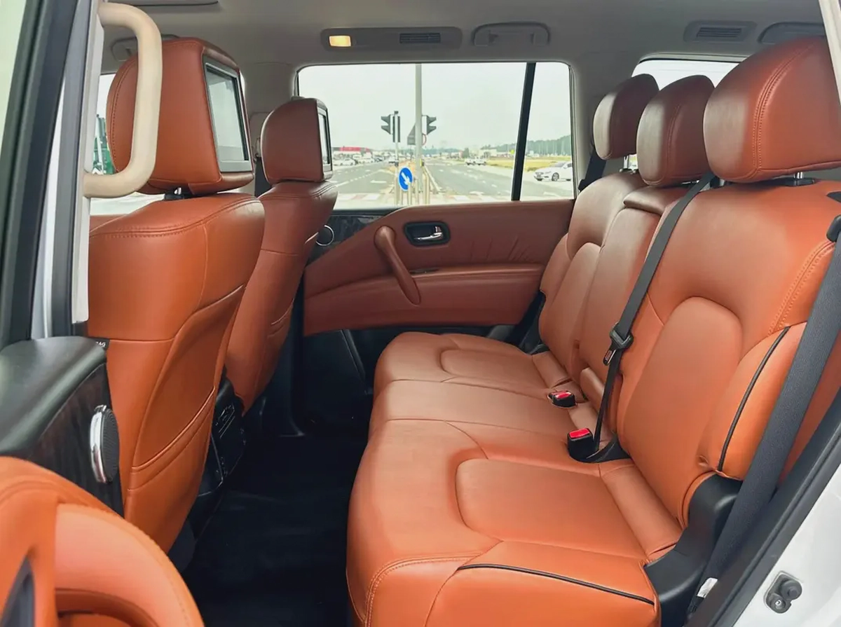 Nissan Patrol 2020 LE Platinum GCC Without Bank 29000 Advance remaining easy installment-7-7