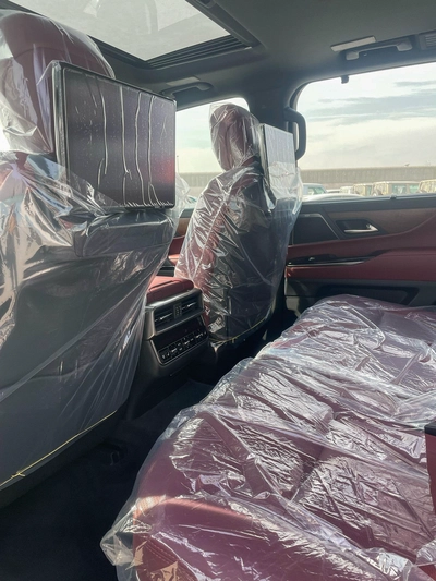 LEXUS LX600 SIGNATURE 2025 | 3.5L | ZERO KM | GCC | FULL OPTIONS-3