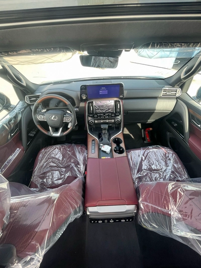 LEXUS LX600 SIGNATURE 2025 | 3.5L | ZERO KM | GCC | FULL OPTIONS-16