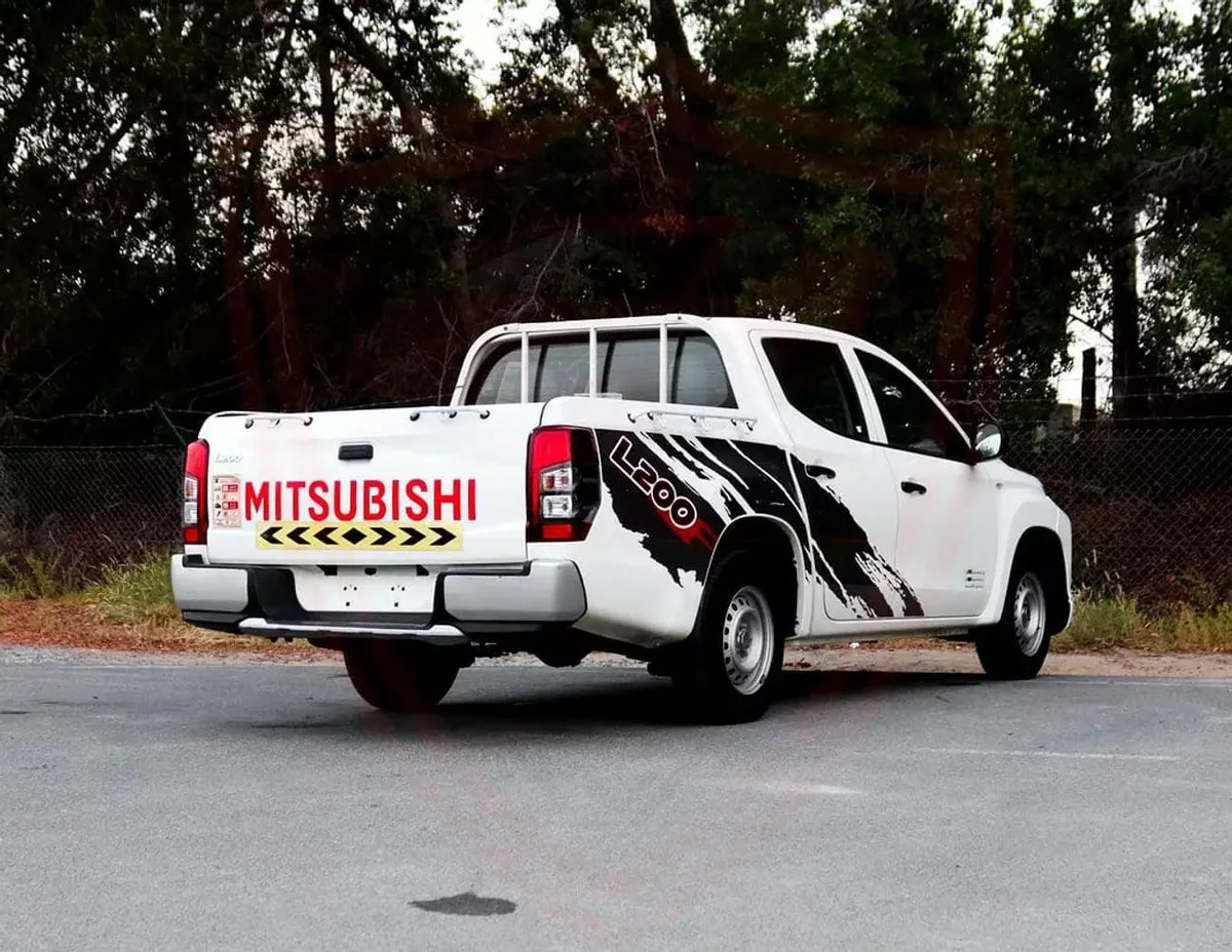 Mitsubishi L200 GL 2.5L V4 | GCC Specs | Accident-Free | Excellent Condition | 806/Month-5-0