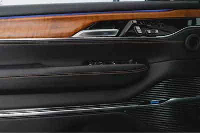 AED 4,811 / 60 months | 0% DP | 2023 Jeep Grand Wagoneer Series III Obsidian / Jeep Warranty-11
