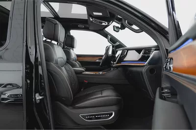 AED 4,811 / 60 months | 0% DP | 2023 Jeep Grand Wagoneer Series III Obsidian / Jeep Warranty-7