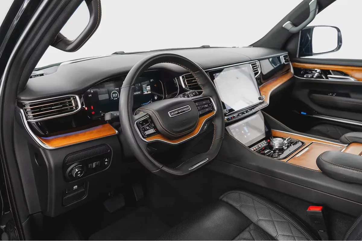 AED 4,811 / 60 months | 0% DP | 2023 Jeep Grand Wagoneer Series III Obsidian / Jeep Warranty-6-6
