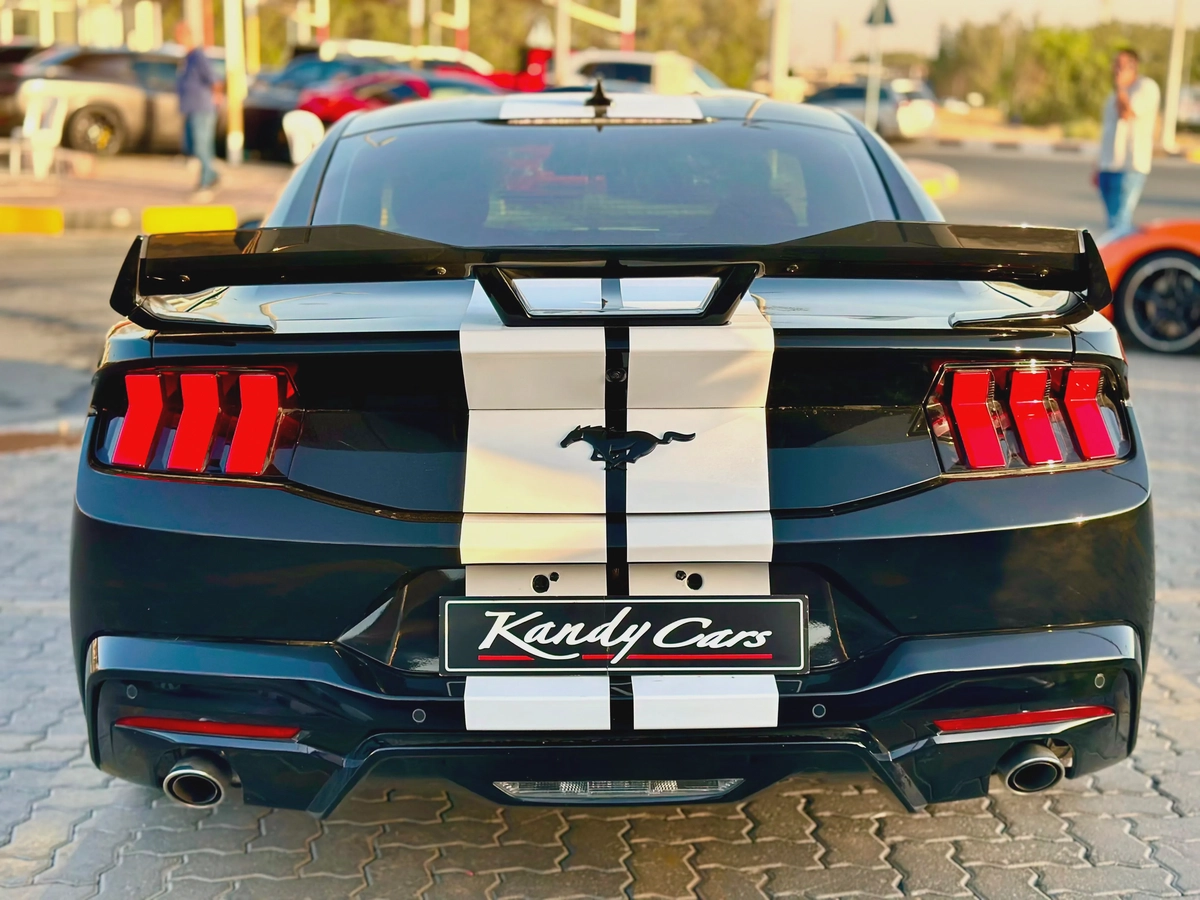 2024 Ford Mustang Ecoboost-5-5