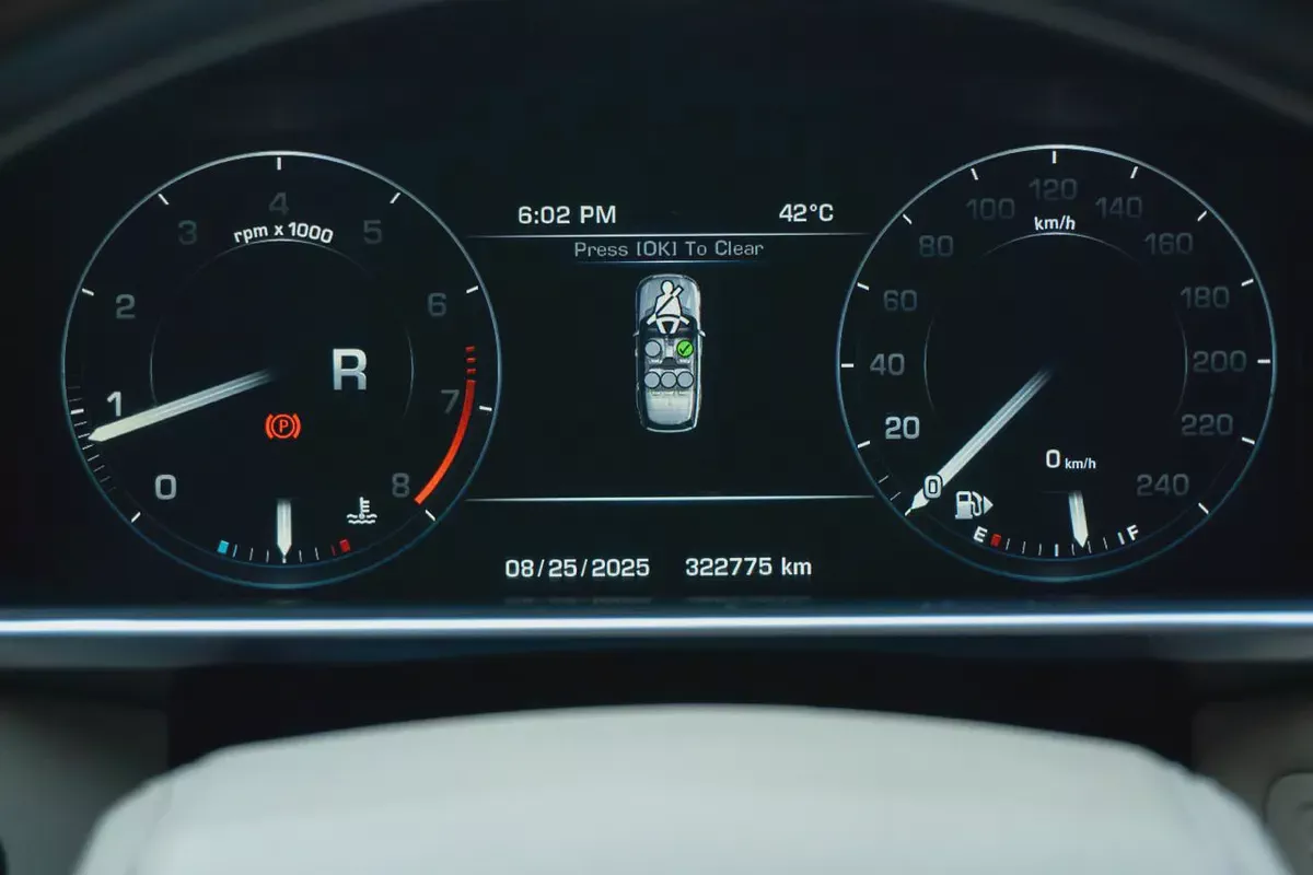RANGE ROVER VOGE 2015 GCC-17-17