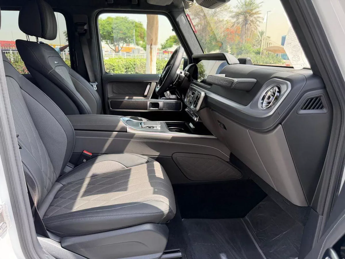 Mercedes Benz G63 AMG STD NIGHT PACKAGE-11-0