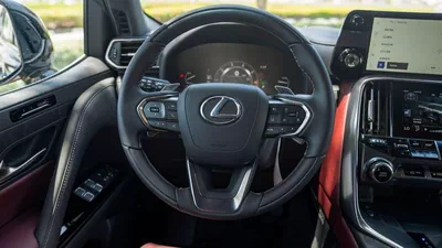 Lexus LX600 SIGNATURE LEXUS LX600 ASHWOOD EDITION 3.5P AT MY2023-11