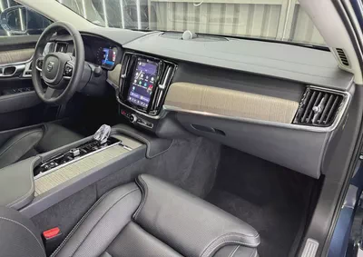 2023 Volvo S90 B6 | Low mileage | GCC | Al Futtaim Warranty & Service 2028 | Full Service History-9