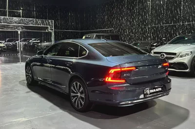 2023 Volvo S90 B6 | Low mileage | GCC | Al Futtaim Warranty & Service 2028 | Full Service History-4