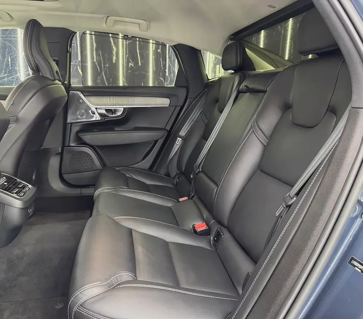 2023 Volvo S90 B6 | Low mileage | GCC | Al Futtaim Warranty & Service 2028 | Full Service History-19-19