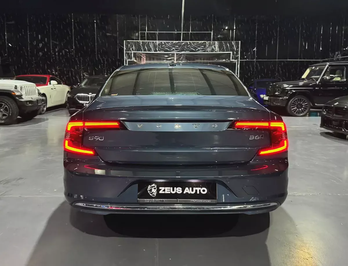 2023 Volvo S90 B6 | Low mileage | GCC | Al Futtaim Warranty & Service 2028 | Full Service History-7-7
