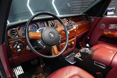 Rolls-Royce Phantom Drophead 2009-4