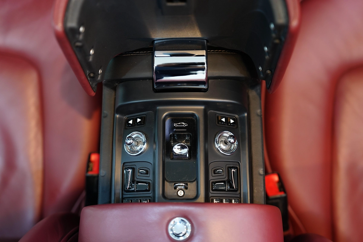 Rolls-Royce Phantom Drophead 2009-13-13