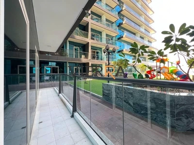 Spacious Unit | Prime Location | Well Maintained-8