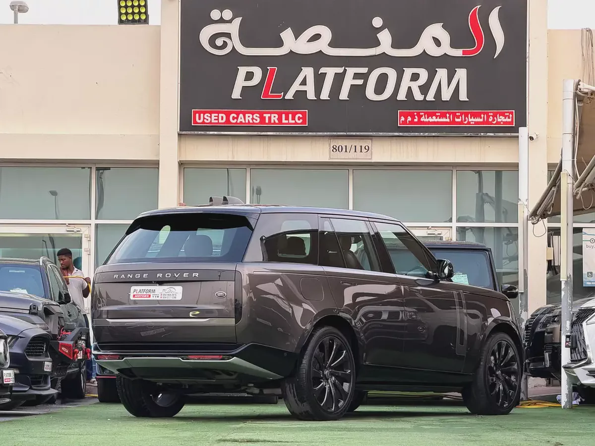 Land Rover Range Rover HSE P530 2022 | GCC Specs | under warranty-1-1
