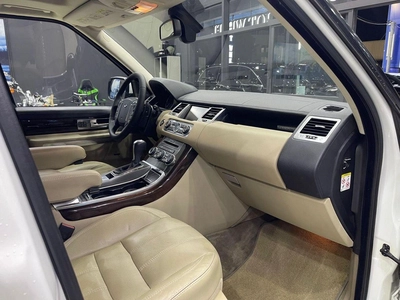 Land Rover Range Rover Sport HSE Land Rover Range Rover Sport 2011 GCC Spec Original paint-12