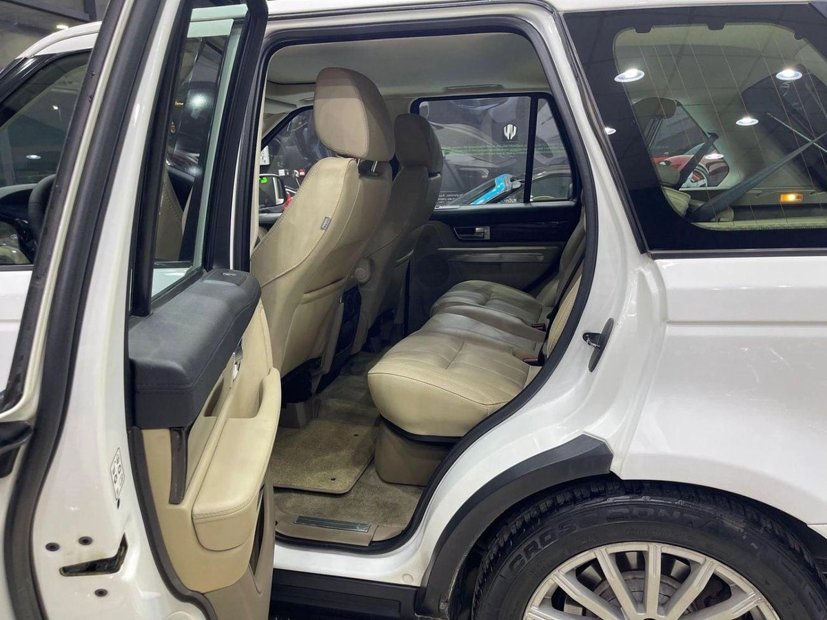 Land Rover Range Rover Sport HSE Land Rover Range Rover Sport 2011 GCC Spec Original paint-15-0