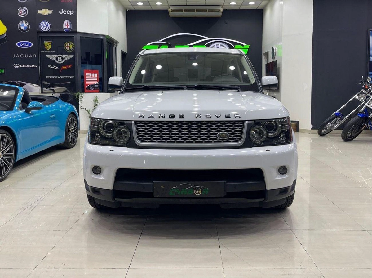 Land Rover Range Rover Sport HSE Land Rover Range Rover Sport 2011 GCC Spec Original paint-2-0