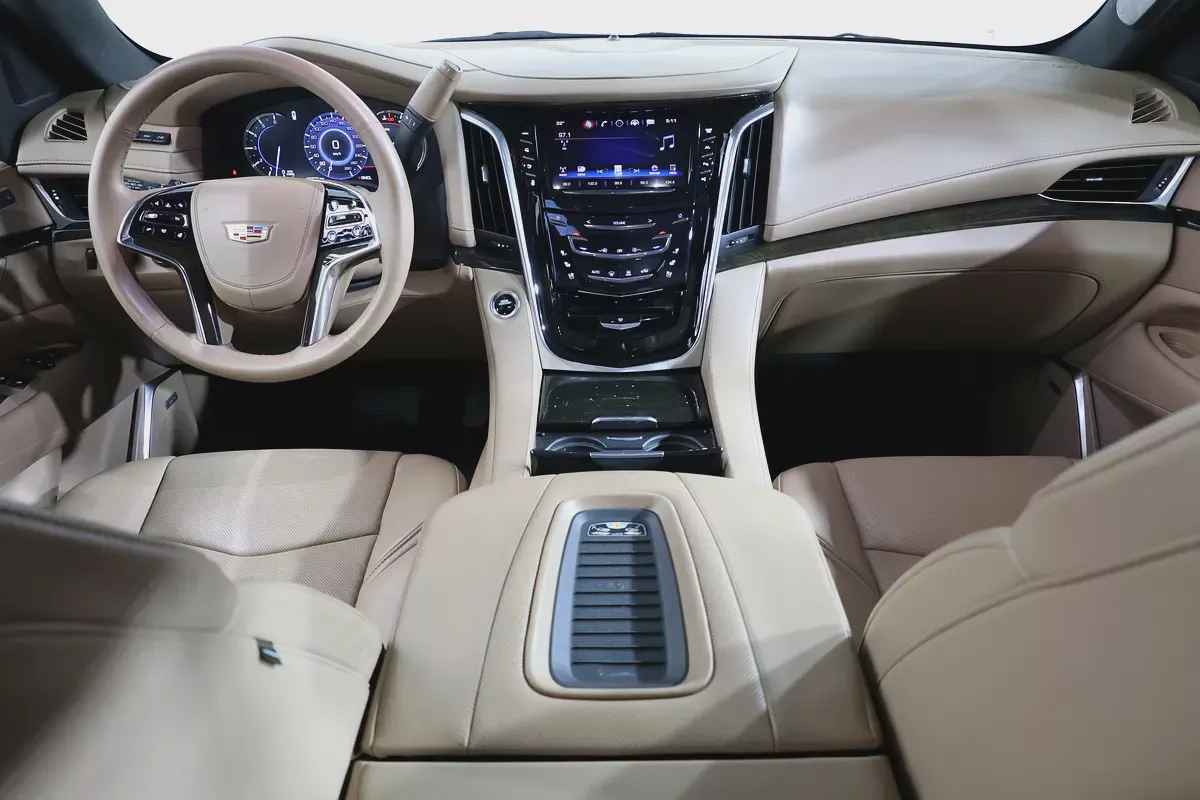 2020 Cadillac Escalade Sport Platinum GCC Specs-10-10
