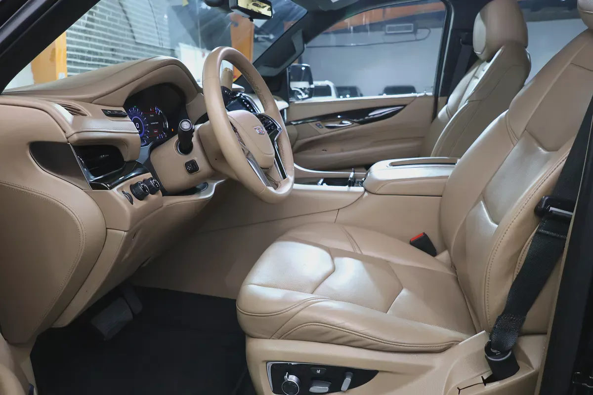2020 Cadillac Escalade Sport Platinum GCC Specs-8-8